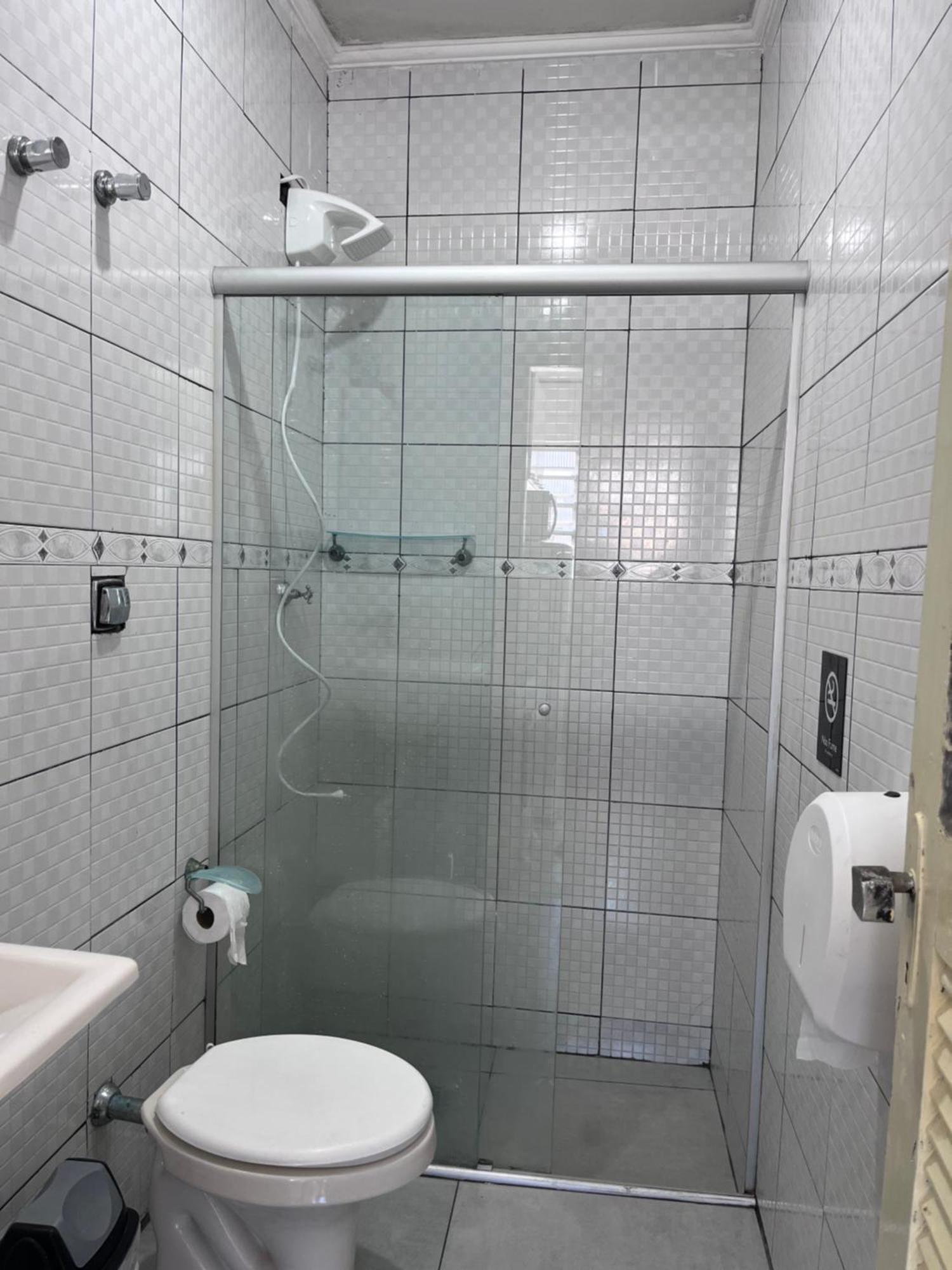 Apartamento Kitnet Do Alex - Frente Pro Mar - Boqueirão - Praia Grande (Santos)